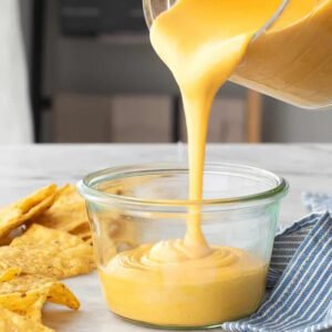 4-6.jpg Bulk Bottled Cheddar Cheese Sauce